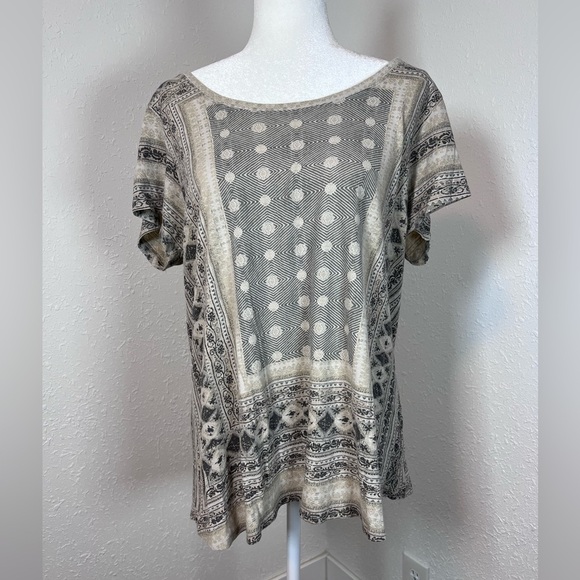 Lucky Brand Linen Blend Bandanna Print Tee - Picture 3 of 8